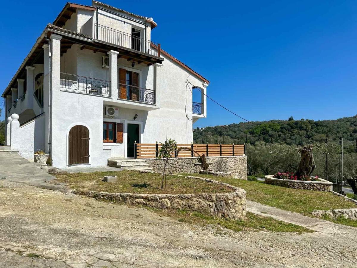 Barbara House Apartment Doukádes Екстериор снимка