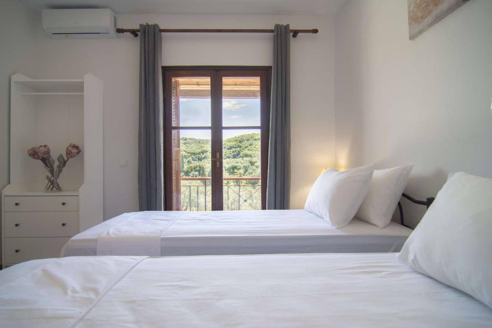 Barbara House Apartment Doukádes Екстериор снимка